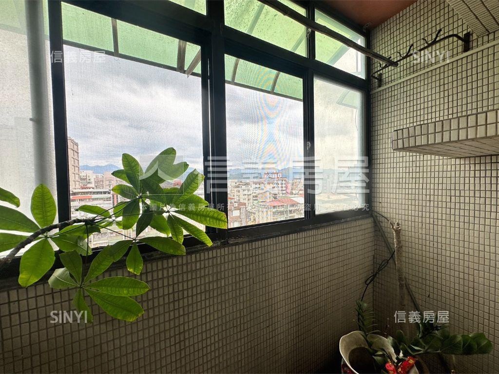 近捷運高樓住辦房屋室內格局與周邊環境