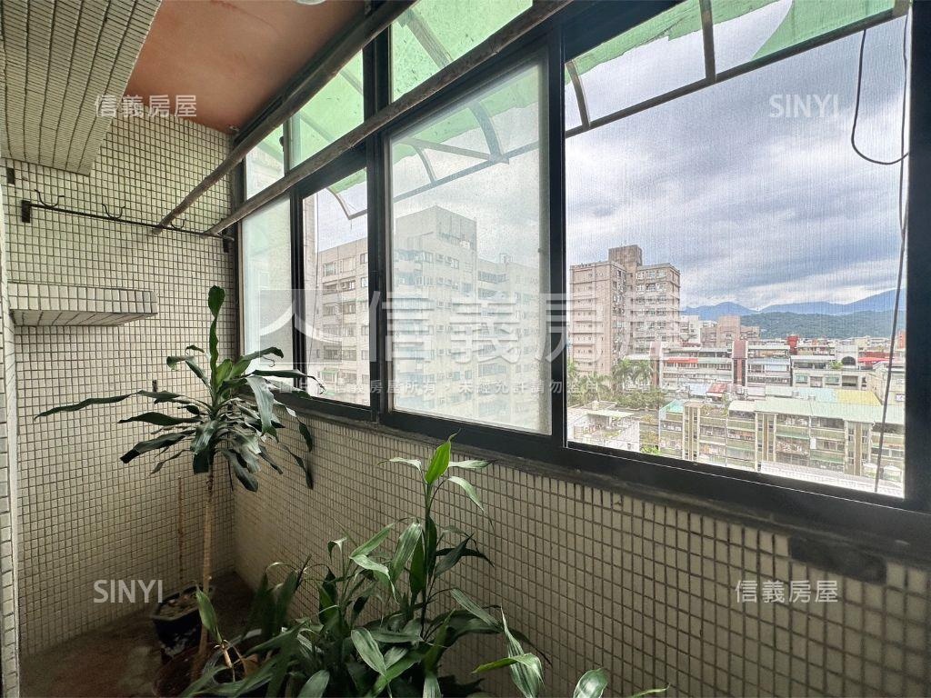 近捷運高樓住辦房屋室內格局與周邊環境