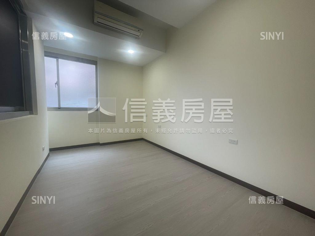 華泰椰泉３房＋平面車位房屋室內格局與周邊環境