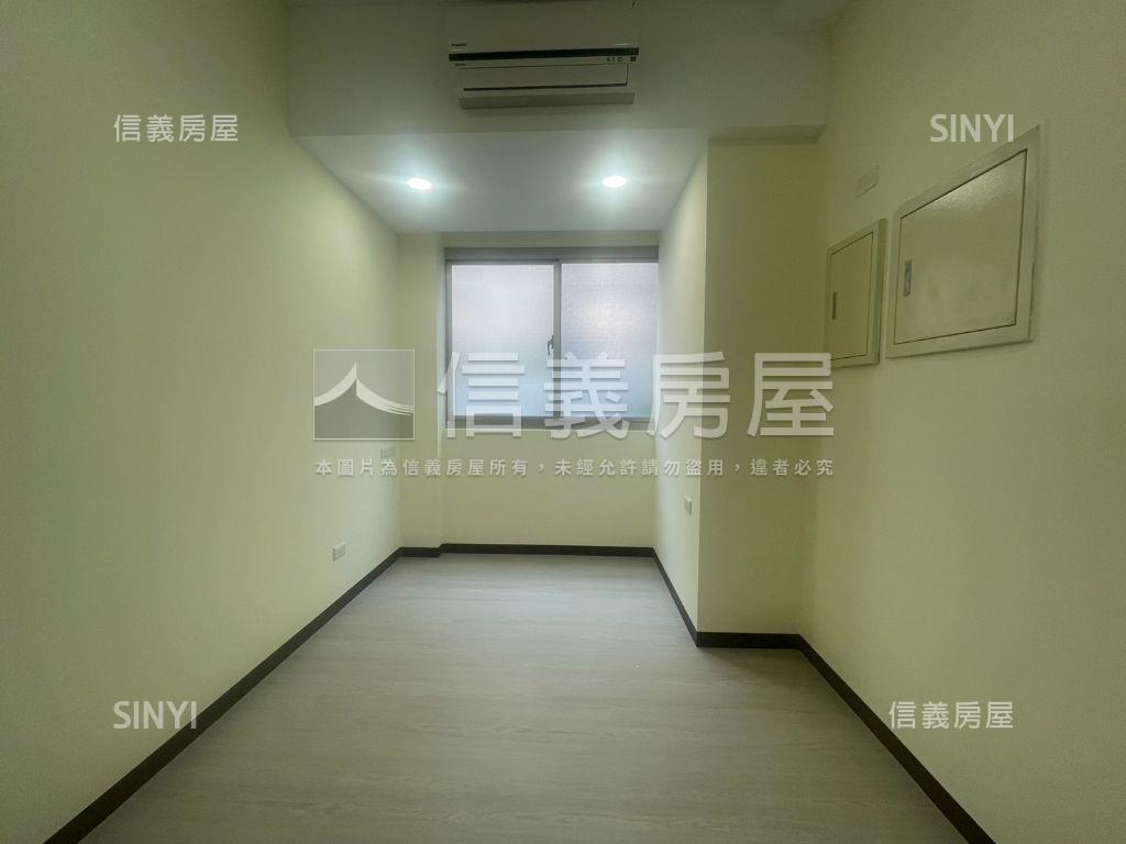 華泰椰泉３房＋平面車位房屋室內格局與周邊環境