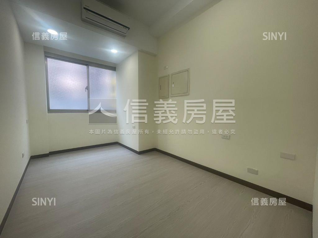 華泰椰泉３房＋平面車位房屋室內格局與周邊環境