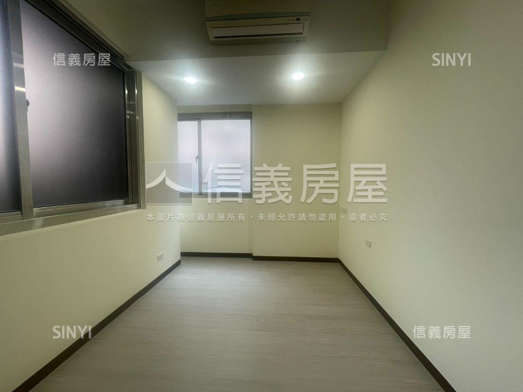 華泰椰泉３房＋平面車位房屋室內格局與周邊環境