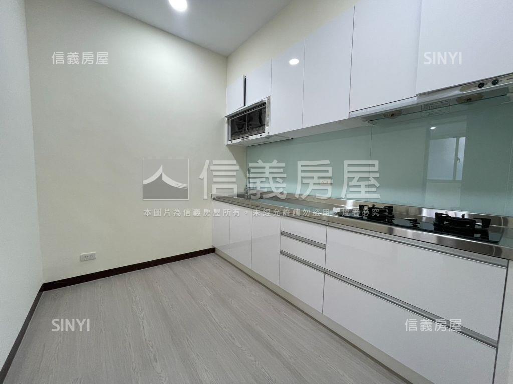 華泰椰泉３房＋平面車位房屋室內格局與周邊環境