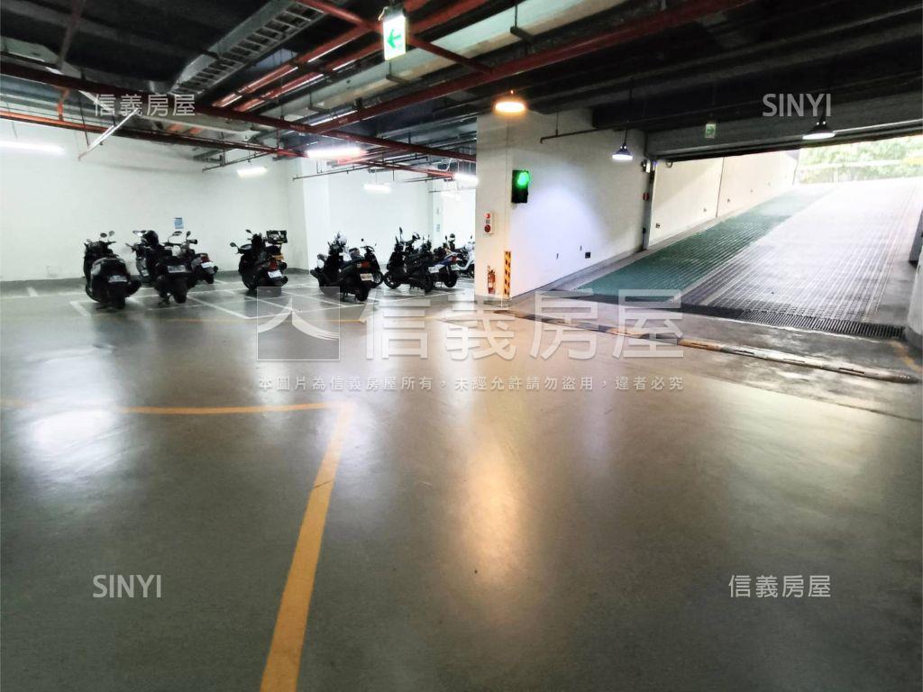 後勁捷運捷客二房二衛車位房屋室內格局與周邊環境