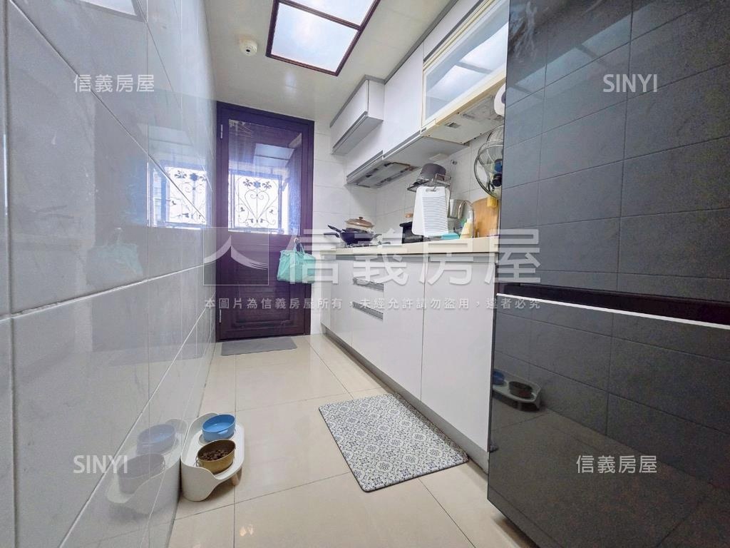 龍安首選兩房車位房屋室內格局與周邊環境