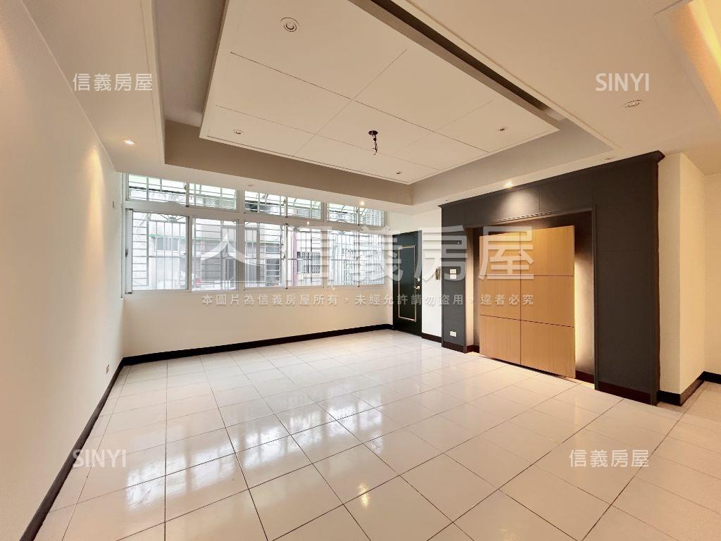 捷運丹鳳民安邊間方正三房房屋室內格局與周邊環境