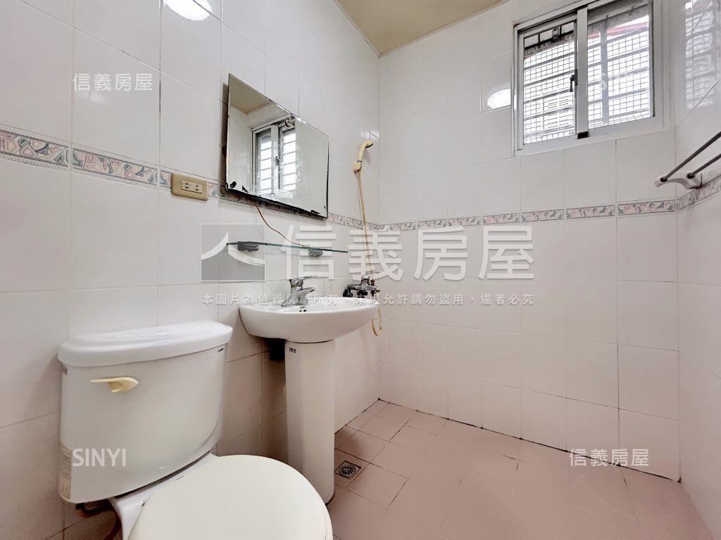 捷運丹鳳民安邊間方正三房房屋室內格局與周邊環境