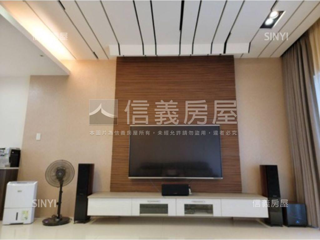 專任青玉璽優質車庫透天房屋室內格局與周邊環境