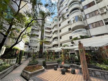 先看！公園第一排樹海三房