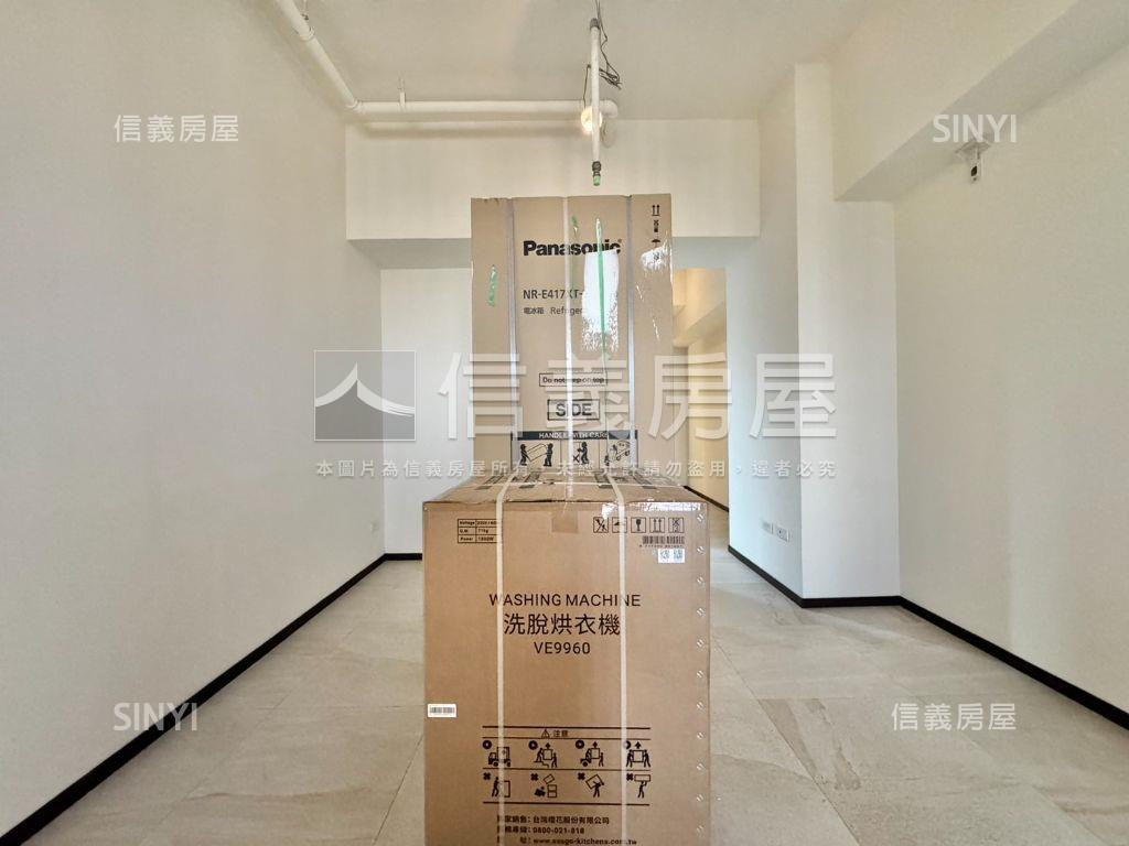 左營高鐵景觀高樓三房平車房屋室內格局與周邊環境