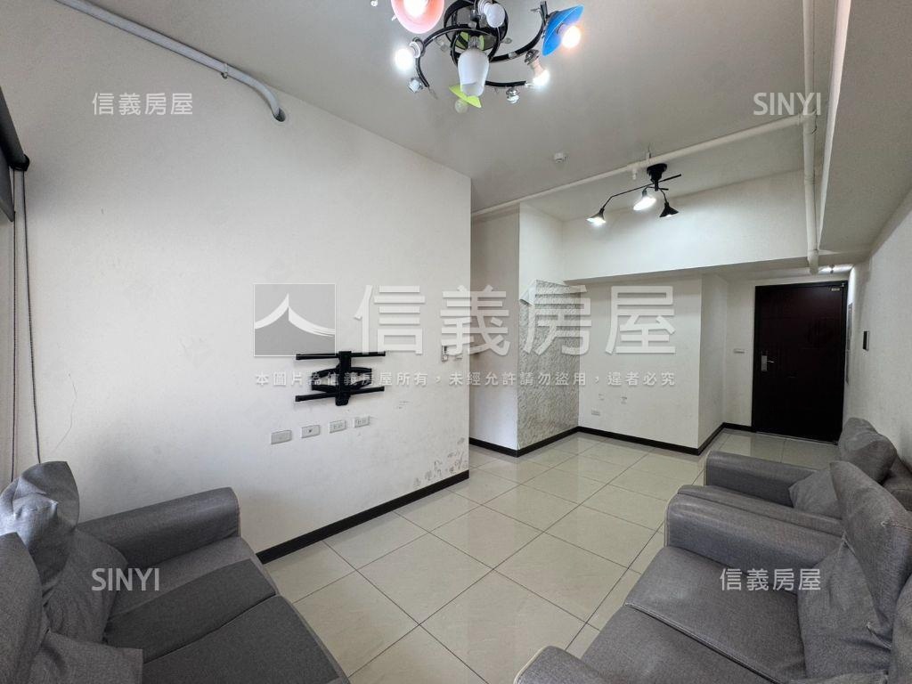 晴空ＳＫＹ三房車位房屋室內格局與周邊環境