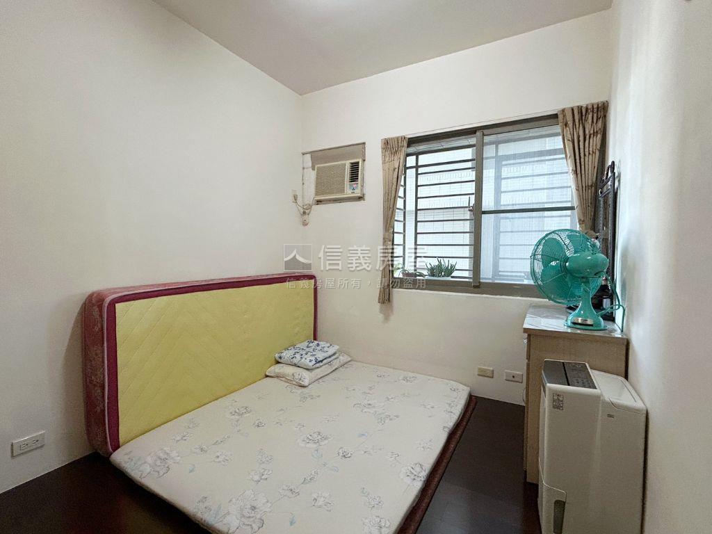 海揚駁二旁正三房房屋室內格局與周邊環境