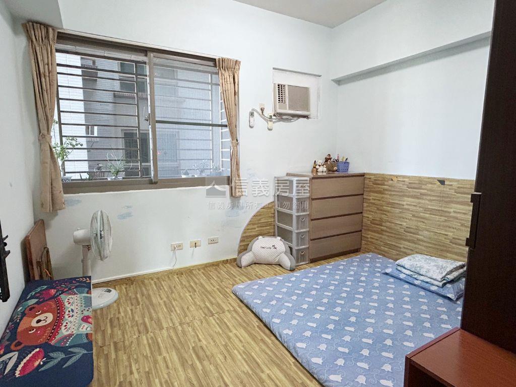 海揚駁二旁正三房房屋室內格局與周邊環境