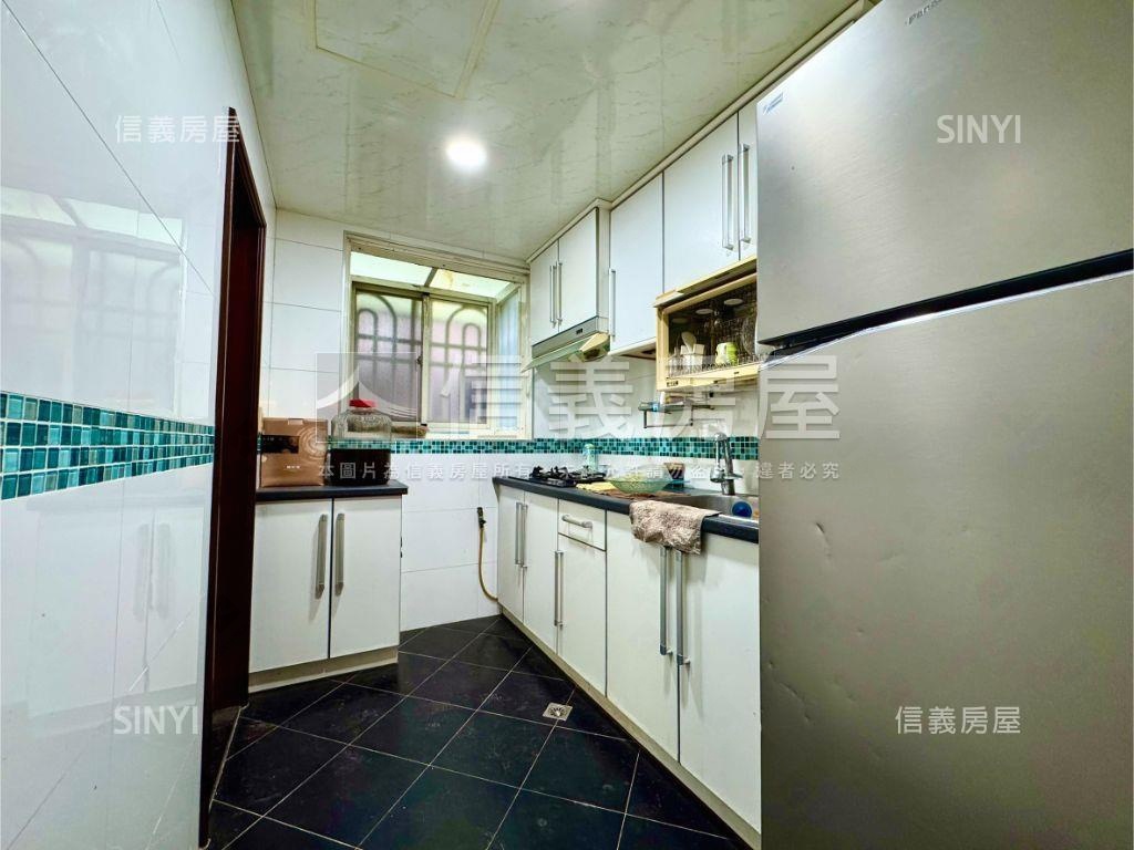 民族路精裝三房房屋室內格局與周邊環境