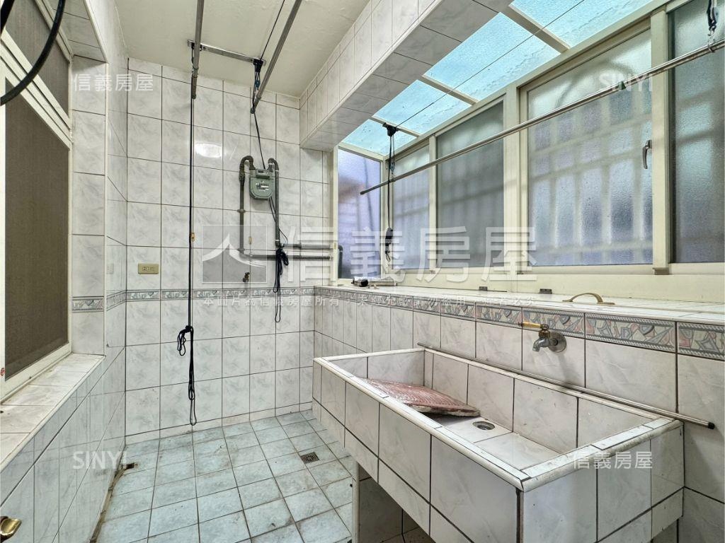 民族路精裝三房房屋室內格局與周邊環境