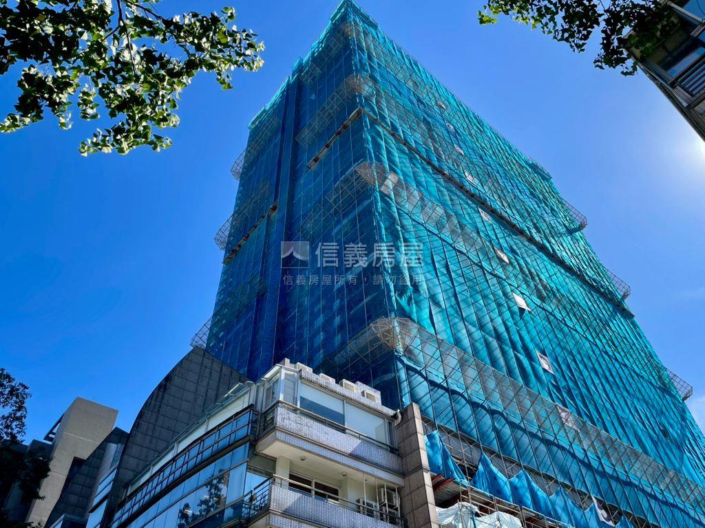 大巨蛋鑄慕朝南之星房屋室內格局與周邊環境