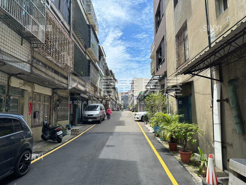 店長推薦竹蓮雙面臨路透天房屋室內格局與周邊環境
