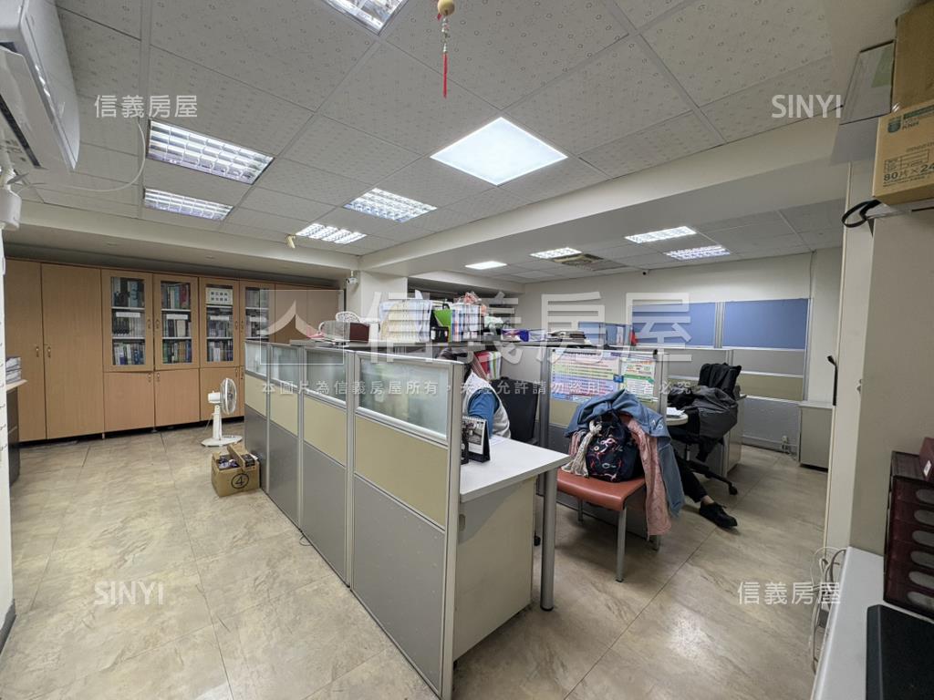 錦州大面寬金店面房屋室內格局與周邊環境