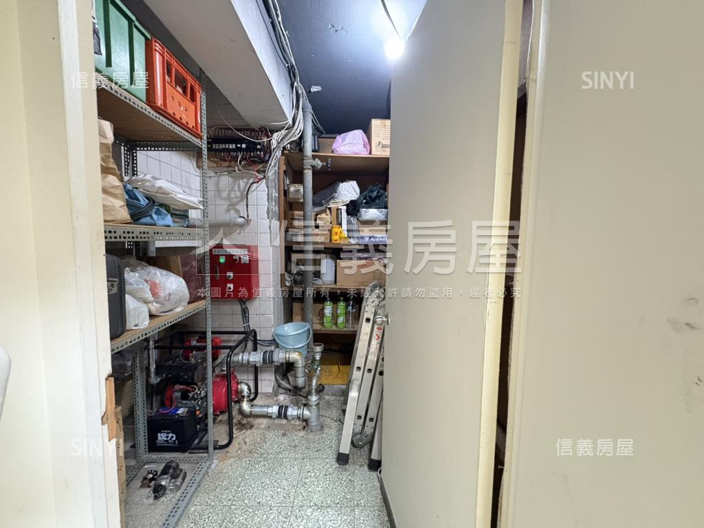 錦州大面寬金店面房屋室內格局與周邊環境