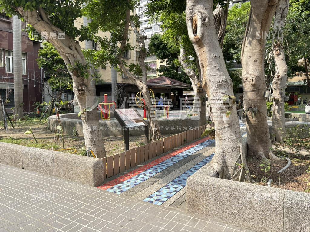 錦州大面寬金店面房屋室內格局與周邊環境