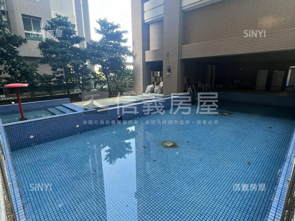 家天下三房車位房屋室內格局與周邊環境