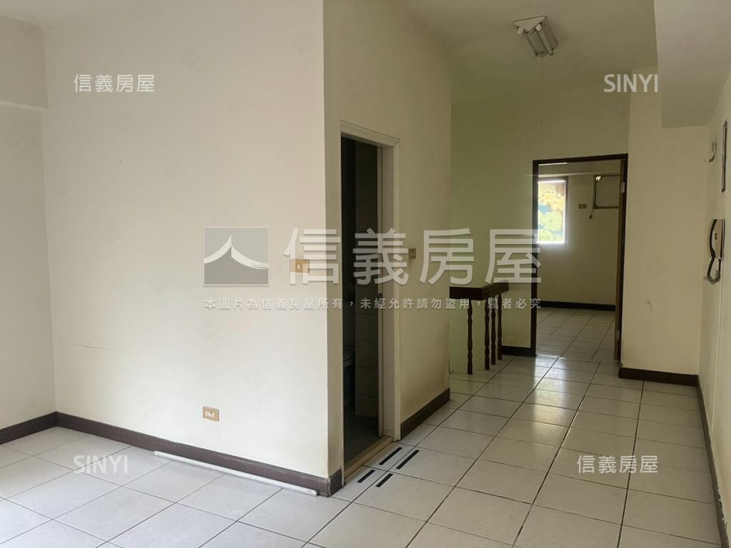 正向上路黃金店面１－３樓房屋室內格局與周邊環境