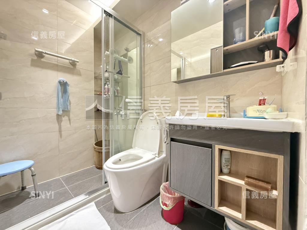 黃金雙商圈漂亮裝潢透天房屋室內格局與周邊環境