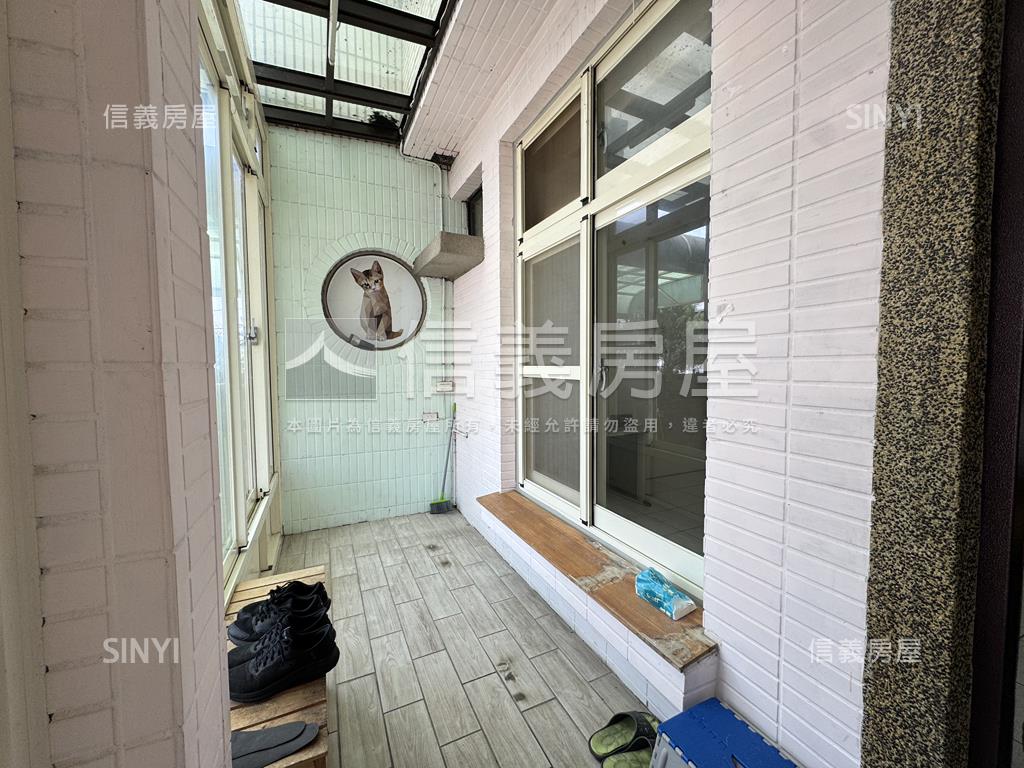 龍潭山水優美透天房屋室內格局與周邊環境