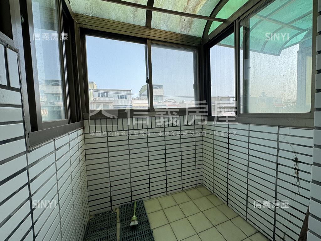 龍潭山水優美透天房屋室內格局與周邊環境