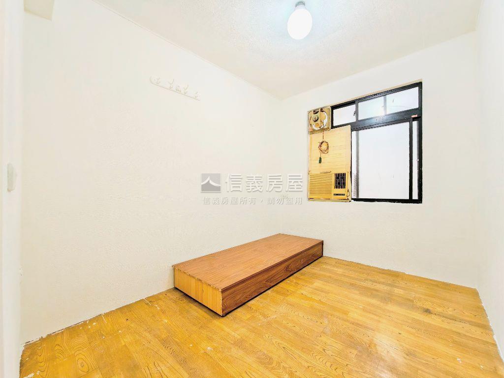 金華街邊間三樓房屋室內格局與周邊環境