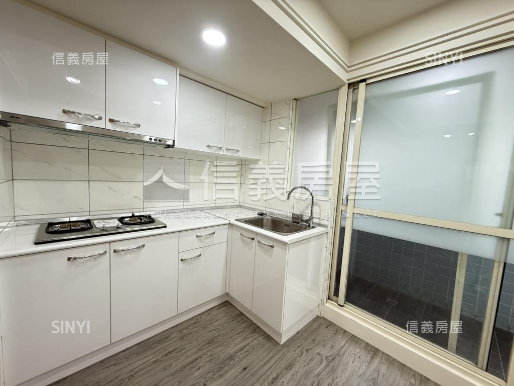 公園家。兩房平移車位房屋室內格局與周邊環境