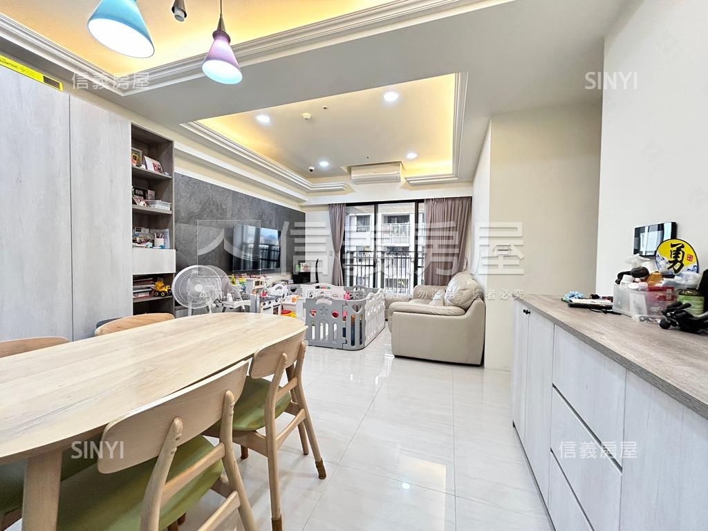 專任君大院裝潢三房平車房屋室內格局與周邊環境