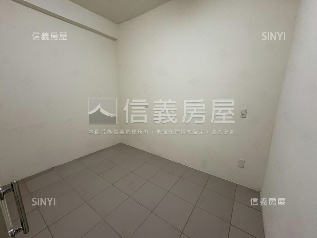 厚北路精緻美透天房屋室內格局與周邊環境