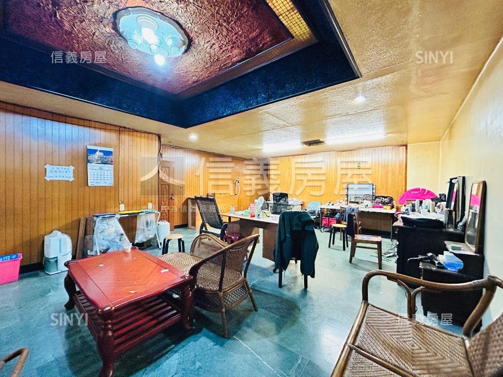 分子尾稀有大透天房屋室內格局與周邊環境