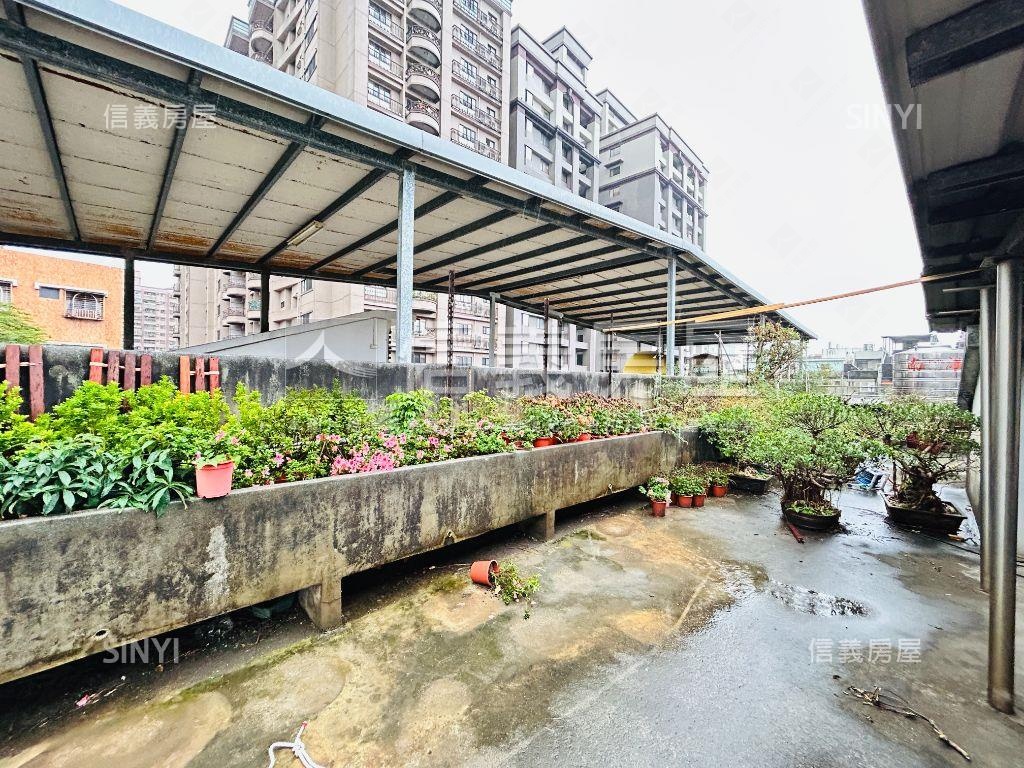 分子尾稀有大透天房屋室內格局與周邊環境