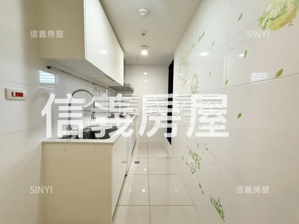 專任●新芳春四房附車房屋室內格局與周邊環境