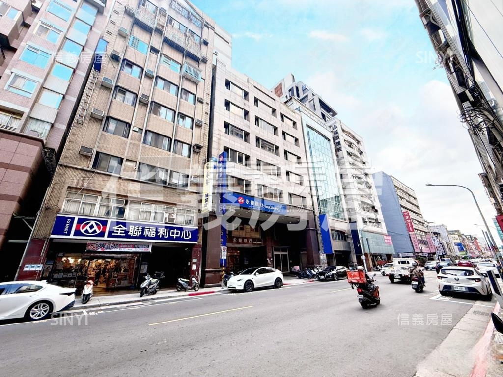 專任●新芳春四房附車房屋室內格局與周邊環境