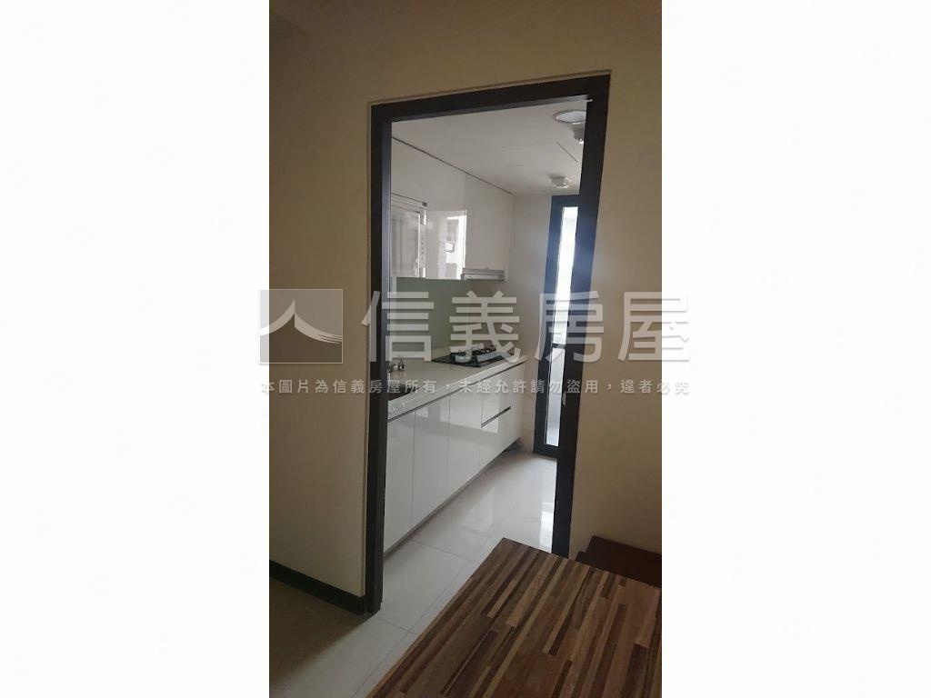 世紀城美兩房房屋室內格局與周邊環境