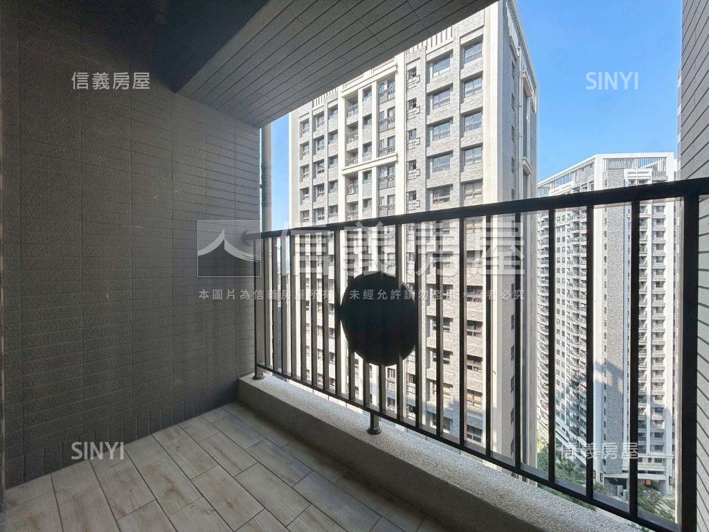 世紀城美兩房房屋室內格局與周邊環境