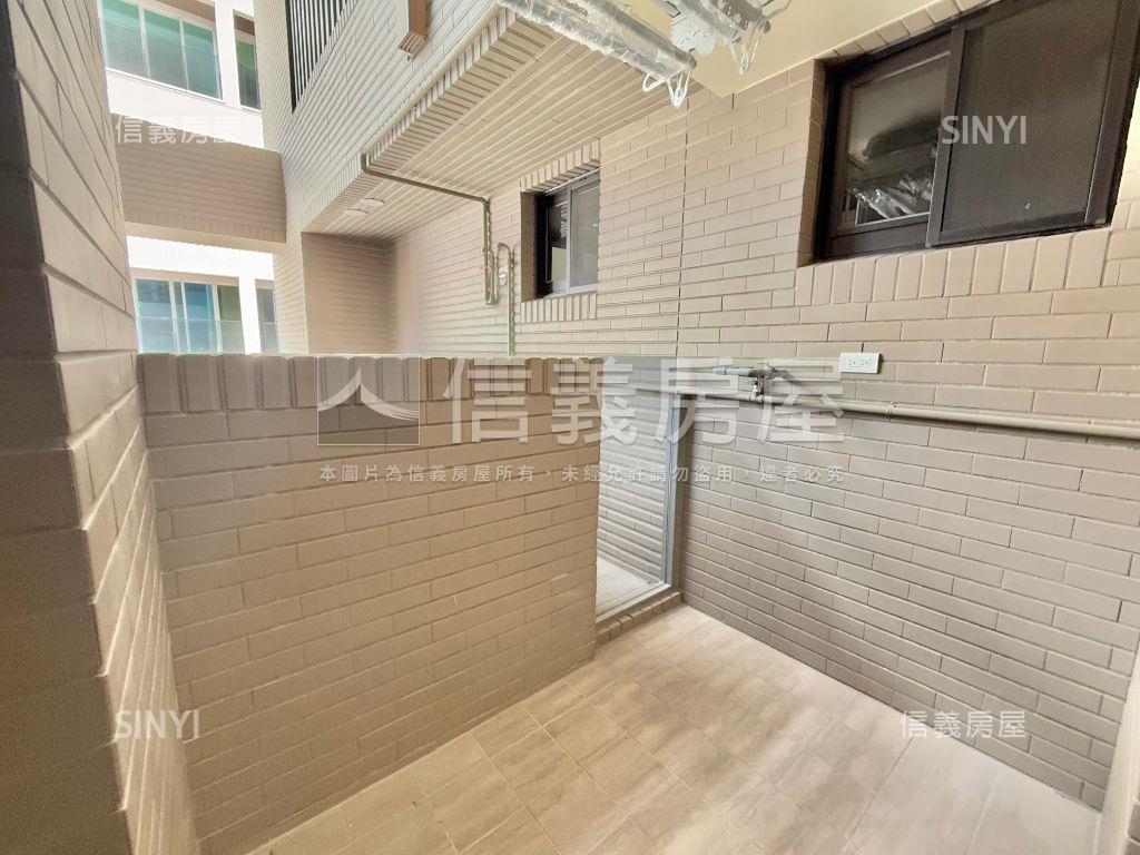 德鑫一璟兒童公園捷運夯宅房屋室內格局與周邊環境