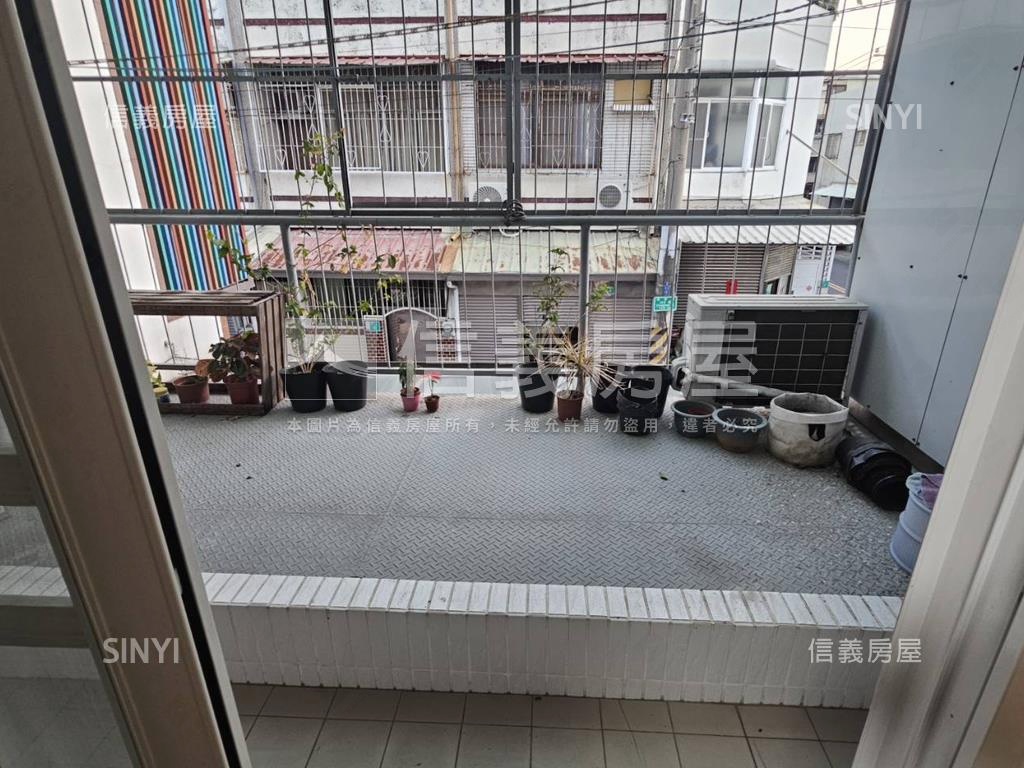 台南東區長東街透天房屋室內格局與周邊環境