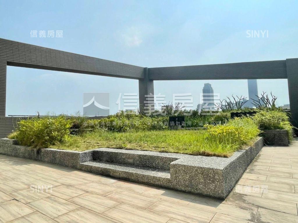 ＩＤＯ高樓採光兩房車位房屋室內格局與周邊環境