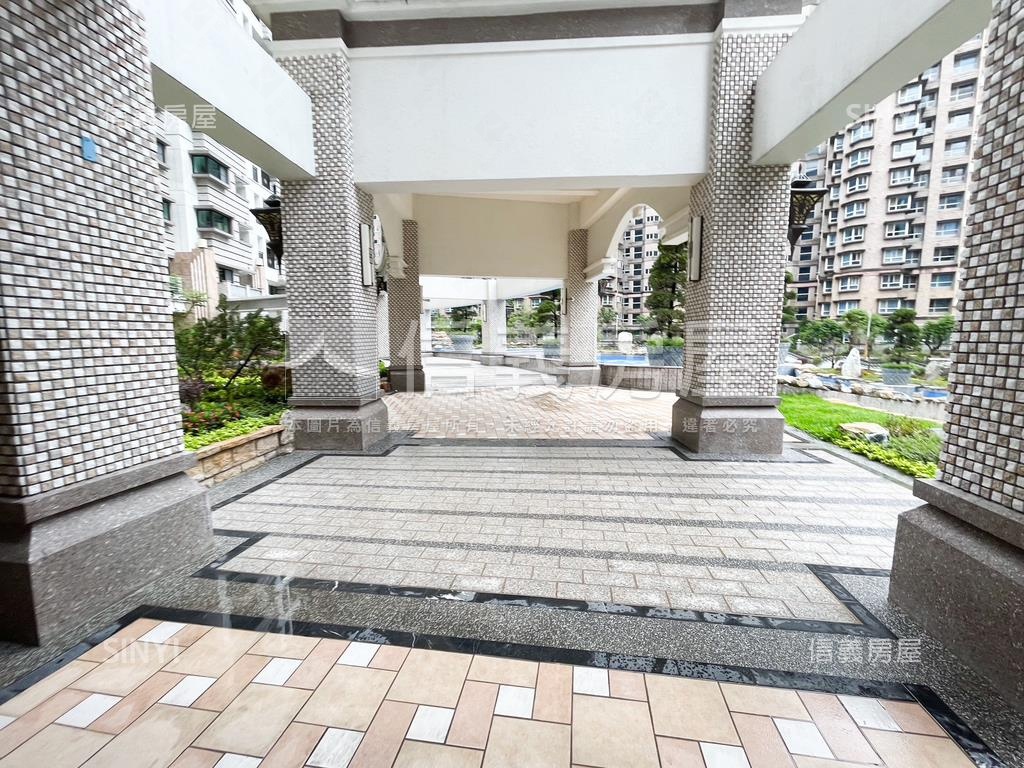 銀河．稀有朝南房屋室內格局與周邊環境