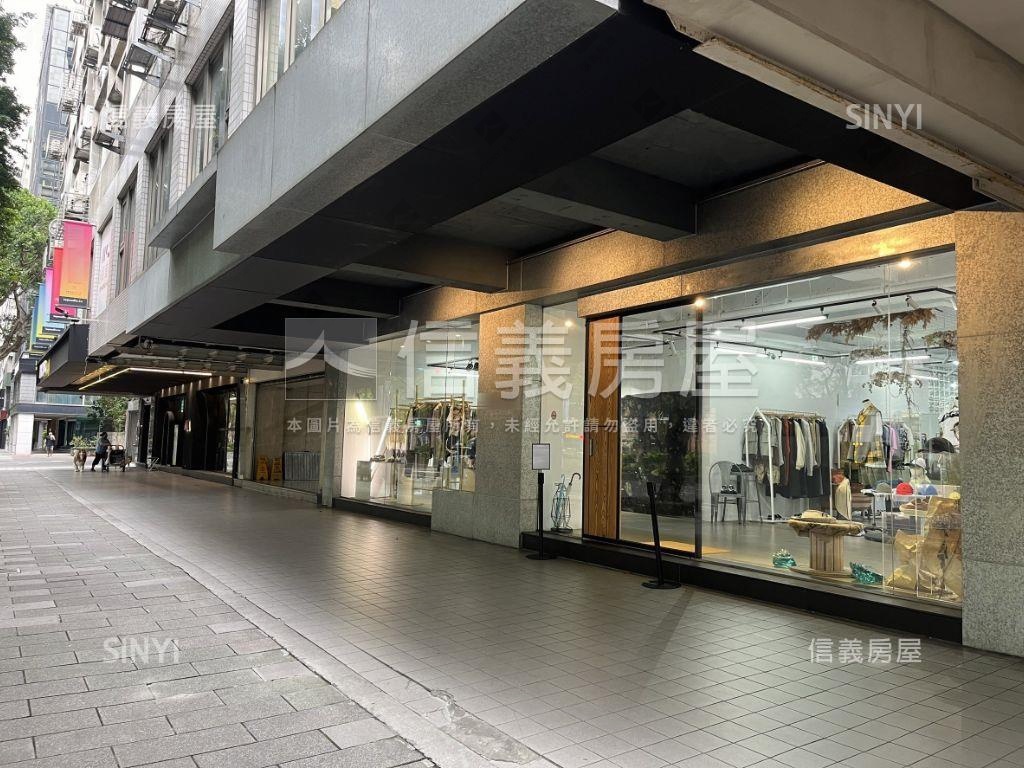 三大面寬店★可獨立三出口房屋室內格局與周邊環境