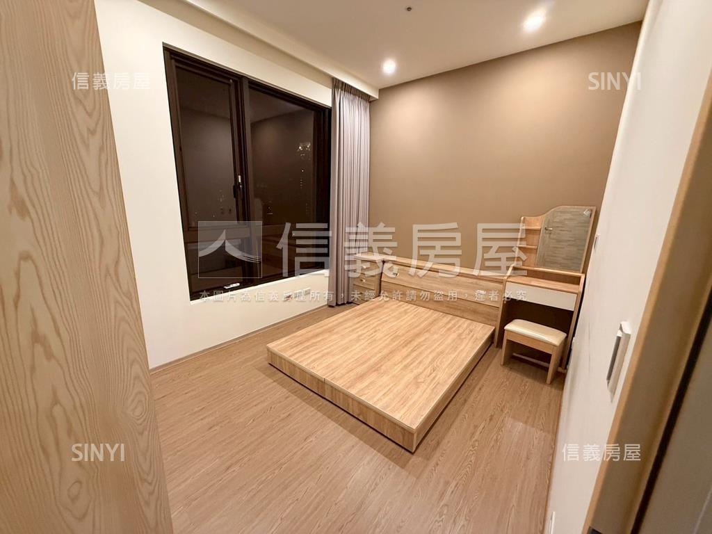 宏璟高樓大兩房車位房屋室內格局與周邊環境