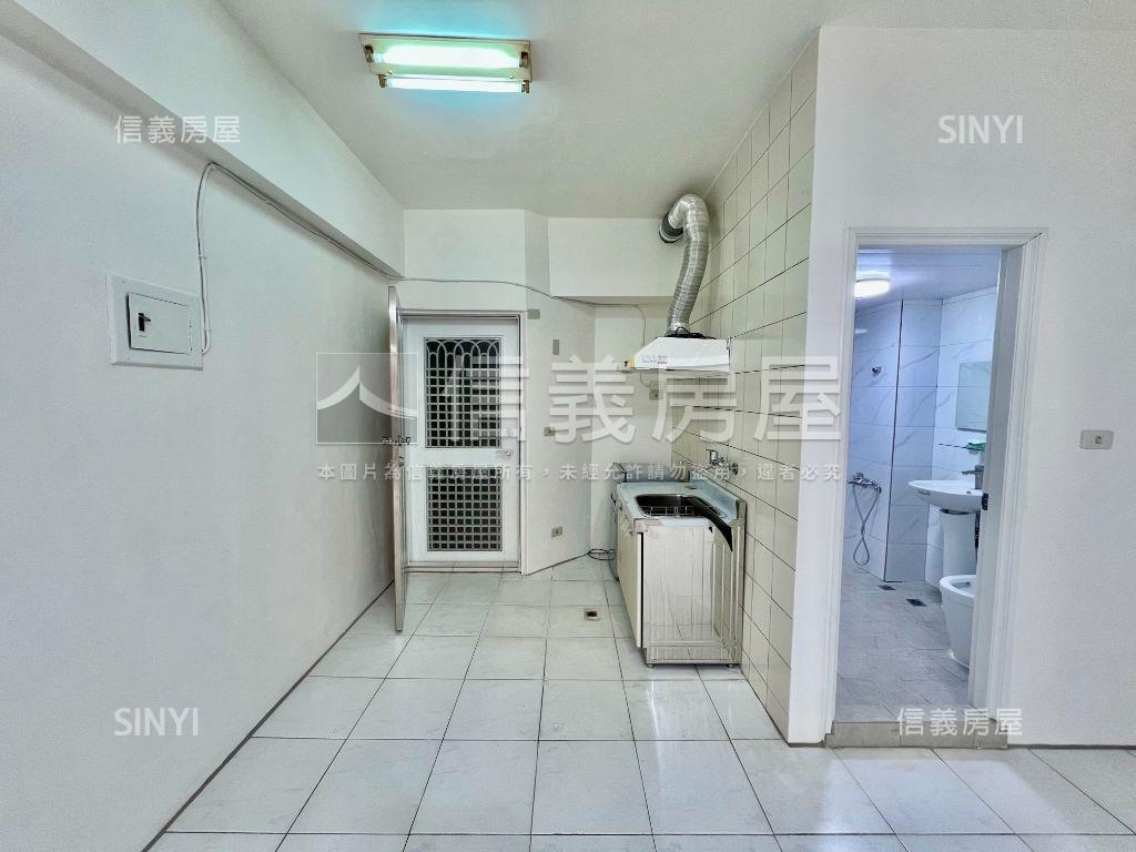 中西區精美寧靜套房房屋室內格局與周邊環境