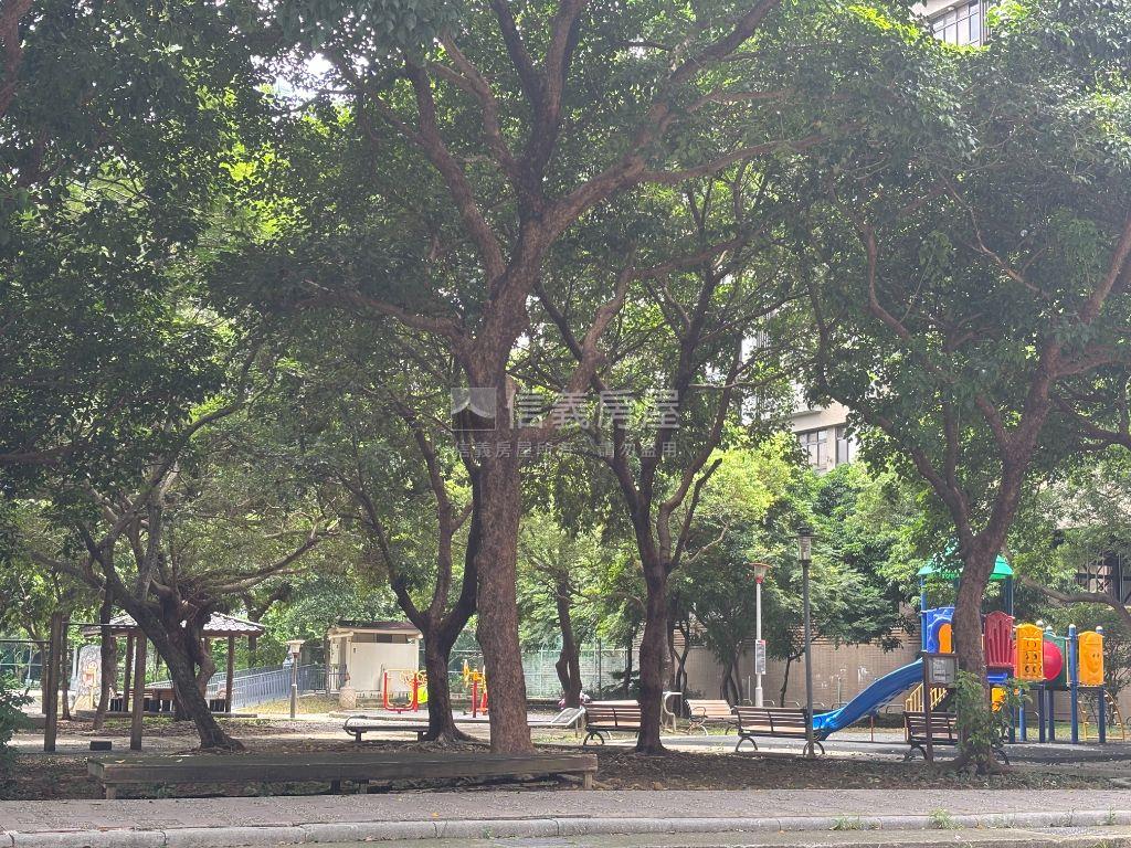 關新生活圈拿鐵採光公園戶房屋室內格局與周邊環境