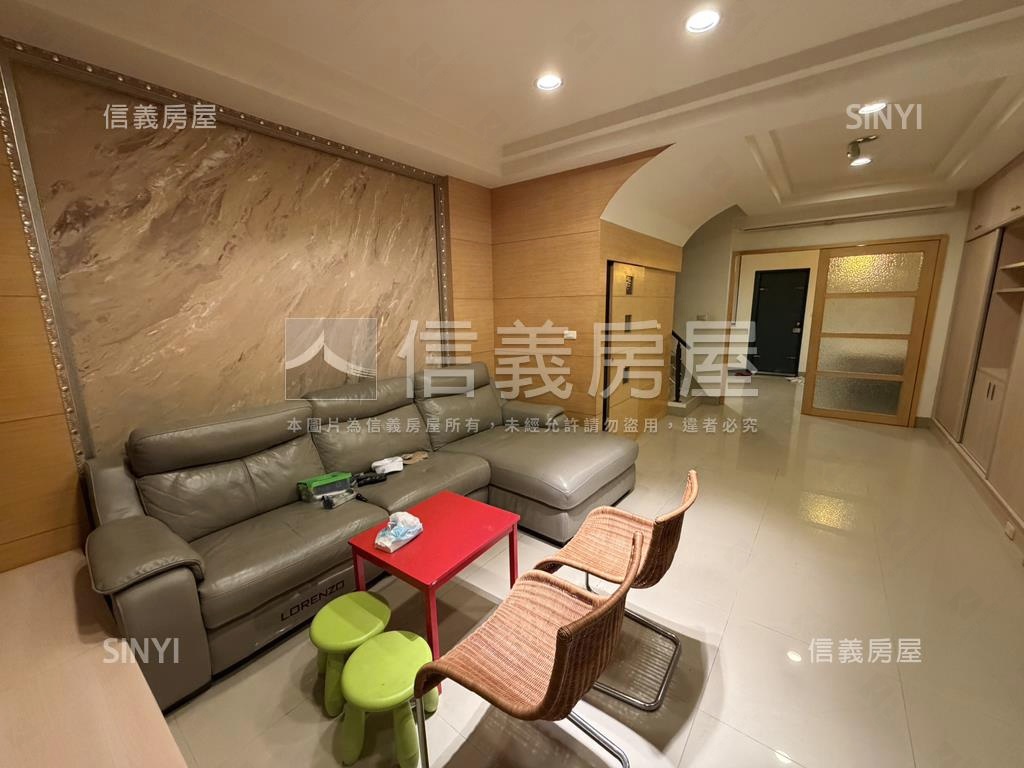 明湖樹海邊間別墅房屋室內格局與周邊環境