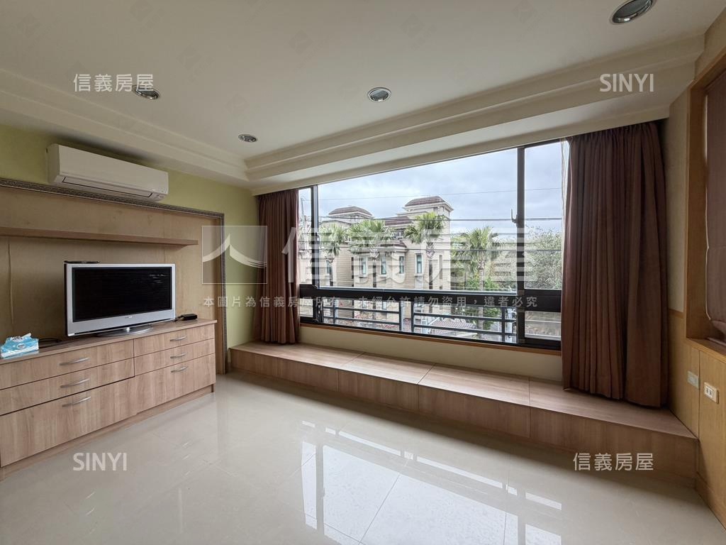 明湖樹海邊間別墅房屋室內格局與周邊環境