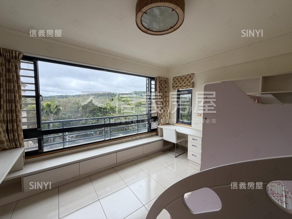 明湖樹海邊間別墅房屋室內格局與周邊環境